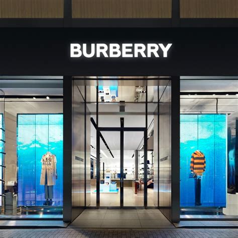 Burberry online outlet store